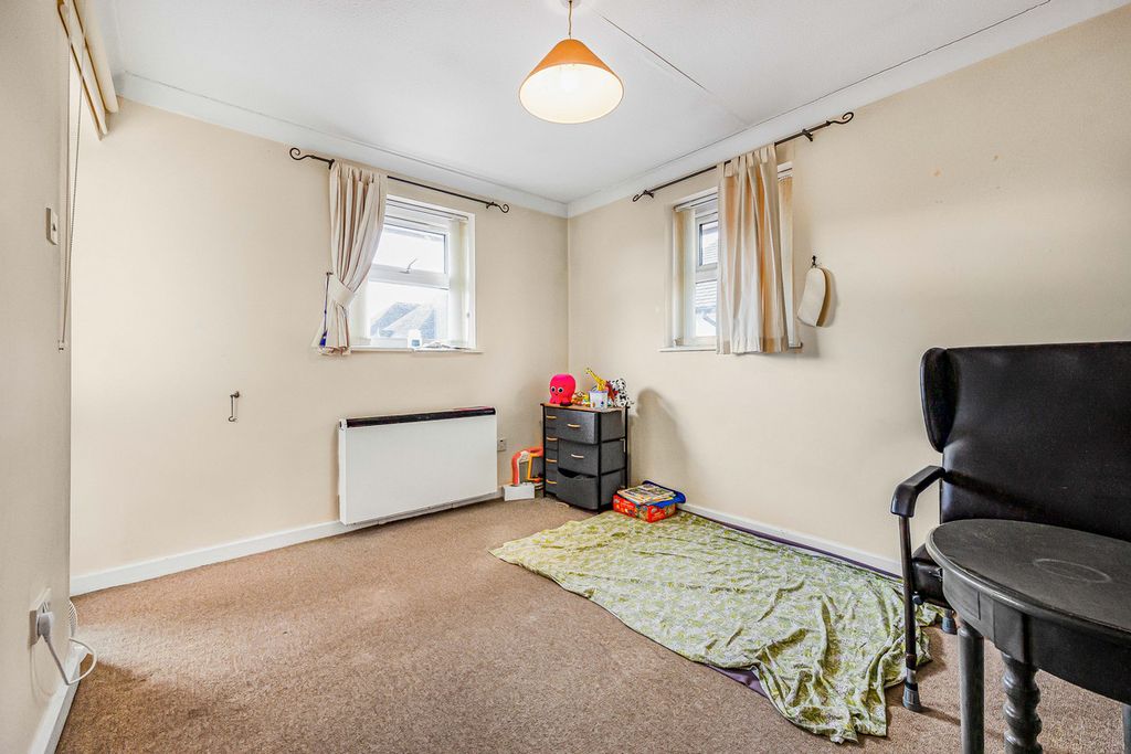 Property photo 3 of 7