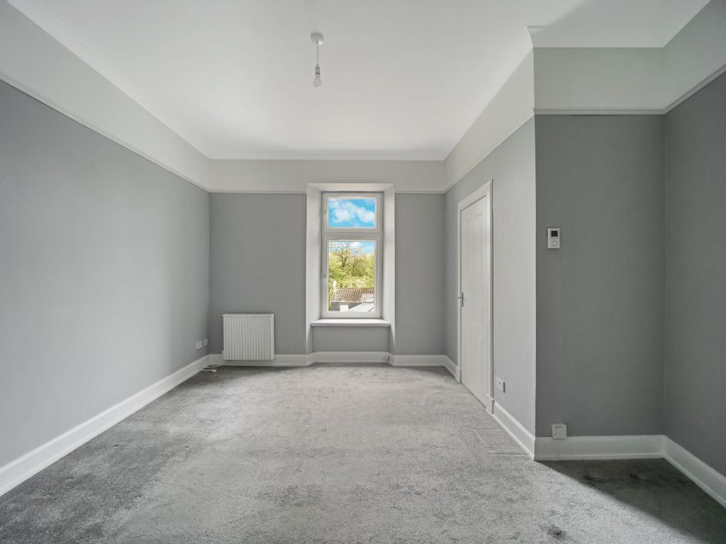 Property photo 2 of 10 Lounge