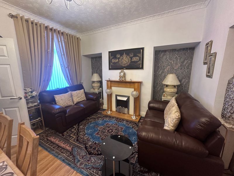 Property photo 3 of 11 Photo 9