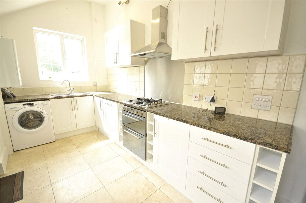 Property photo 3 of 16 Picture No. 31