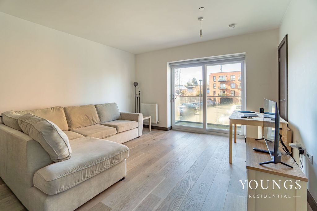 Property photo 1 of 10