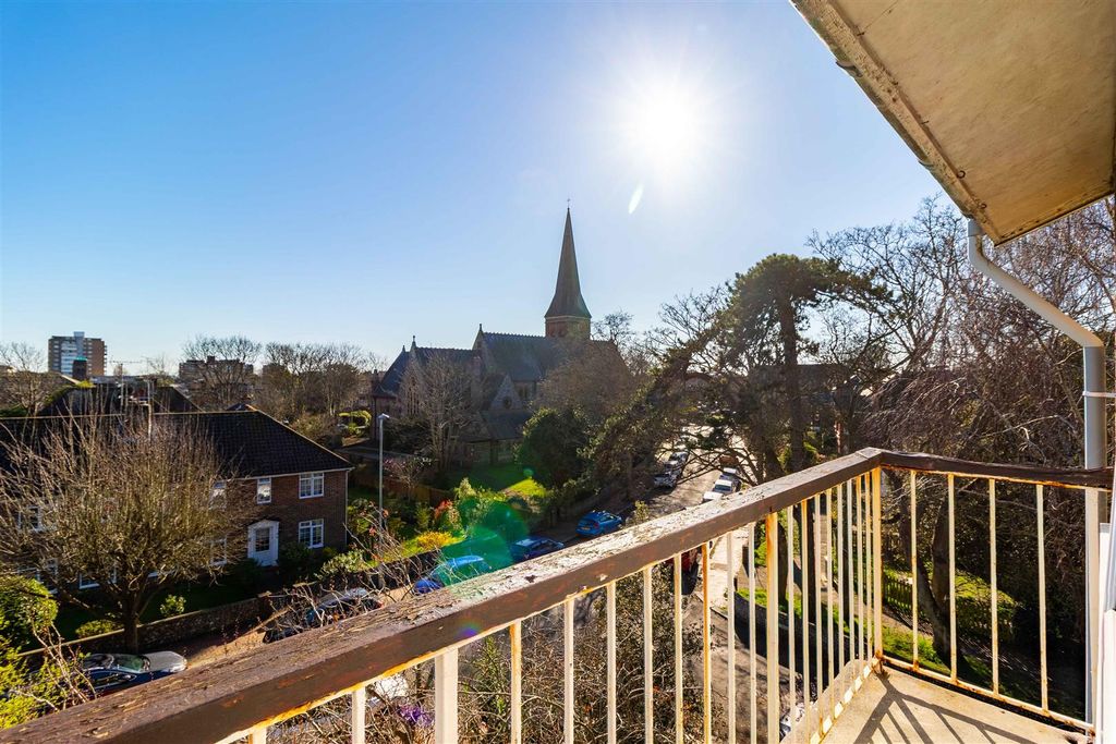 Property photo 3 of 9 Themanor-7.Jpg