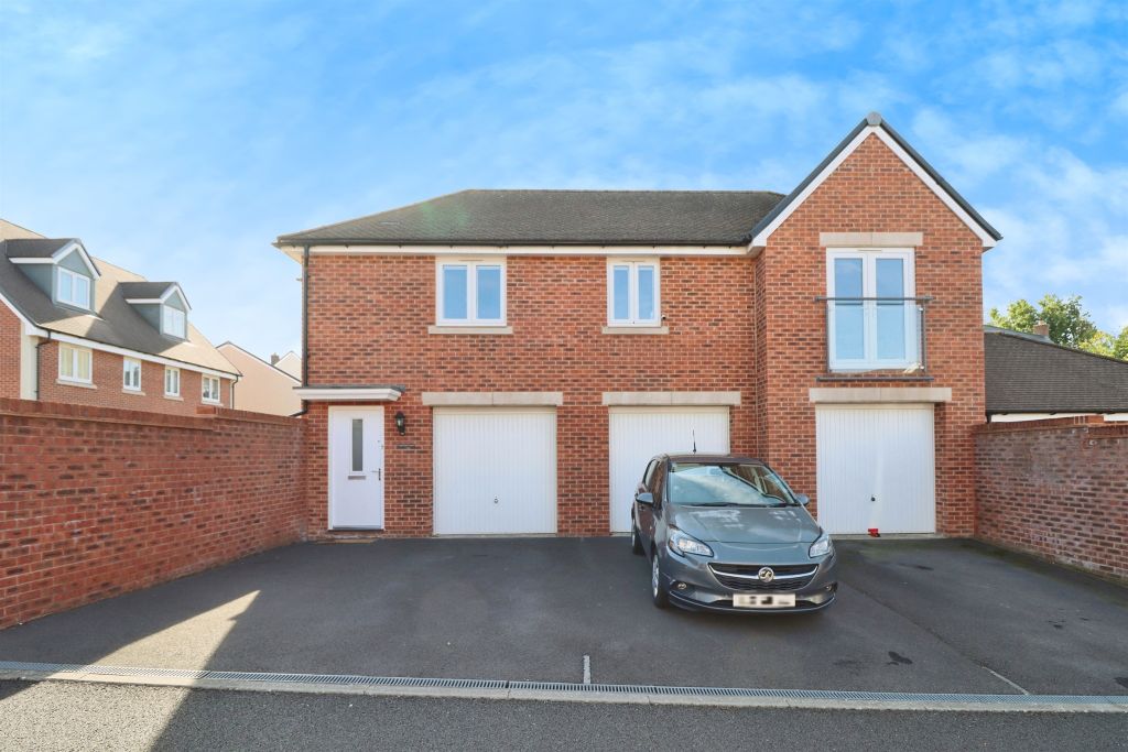 Property photo 1 of 18