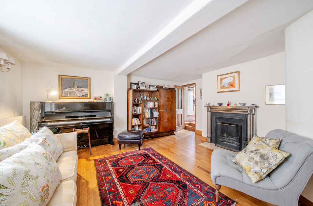 Property photo 2 of 29 Living Room