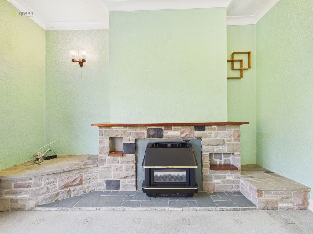 Property photo 2 of 28 Cam01332G0Pr0695Still011