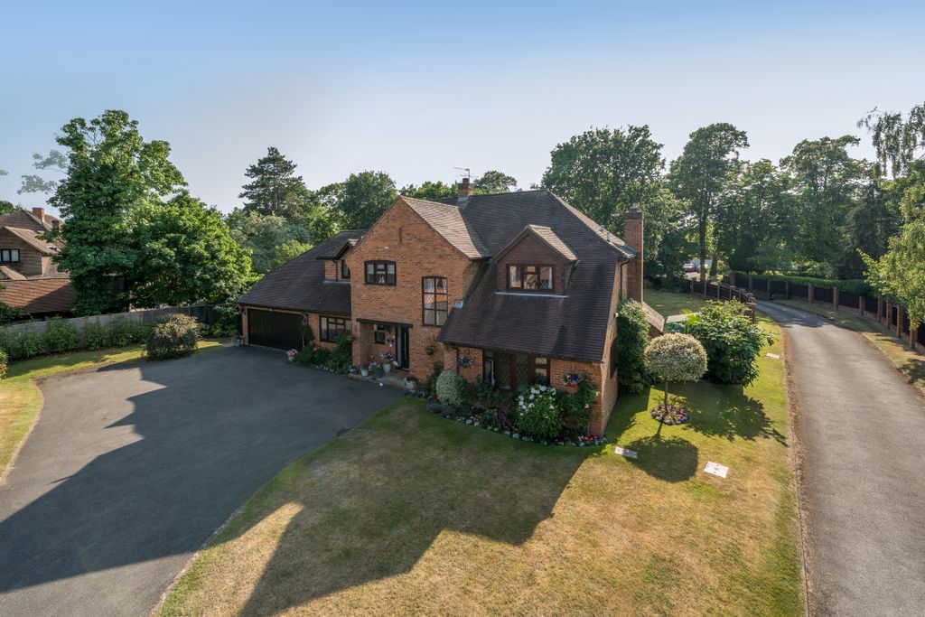 Property photo 1 of 16