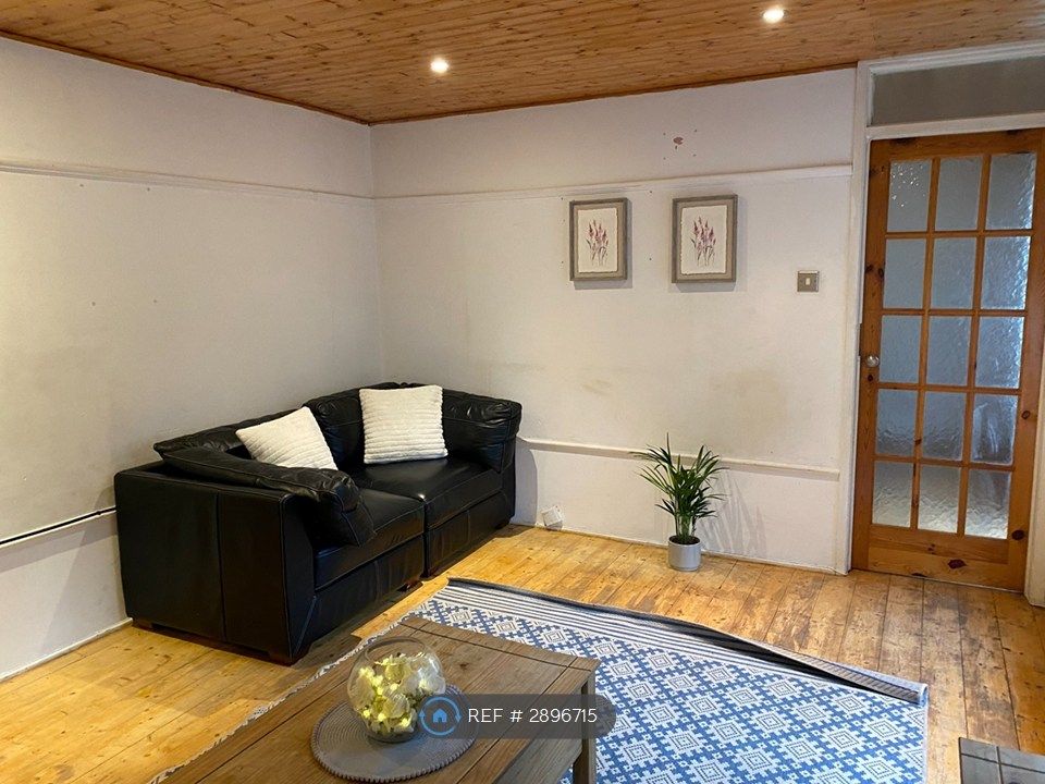 Property photo 3 of 22 2 Sofas And An Arm Chair