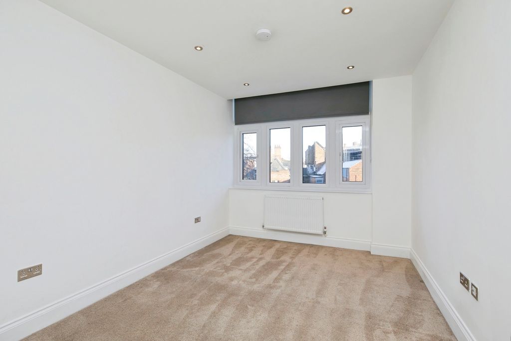 Additional image 23 of 3 bed flat for saleSt. Marys Gate, Derby, Derbyshire DE1