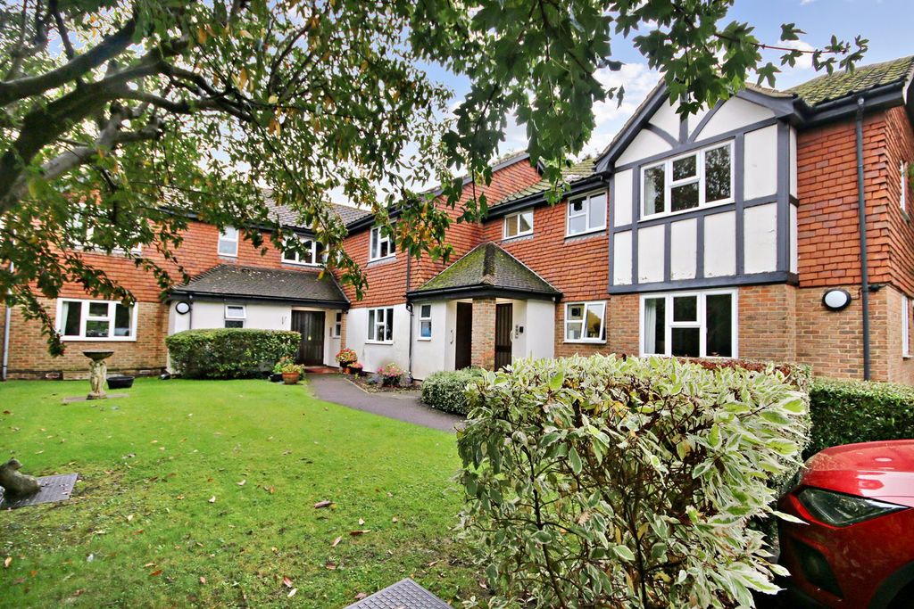 Property photo 1 of 8