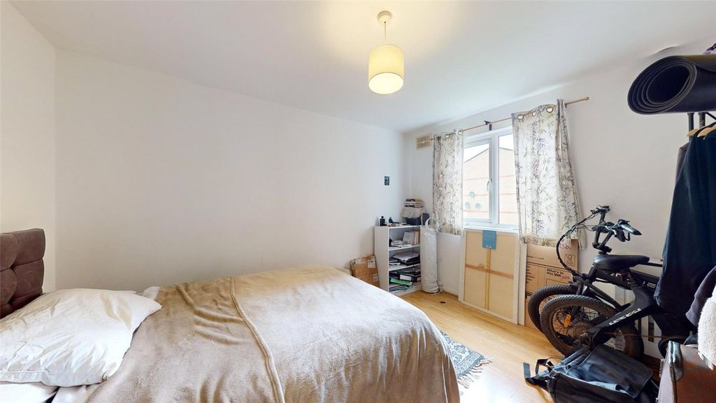 Property photo 2 of 8 Picture No. 04