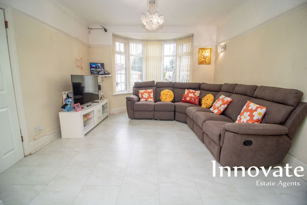 Property photo 2 of 18 Photo 1