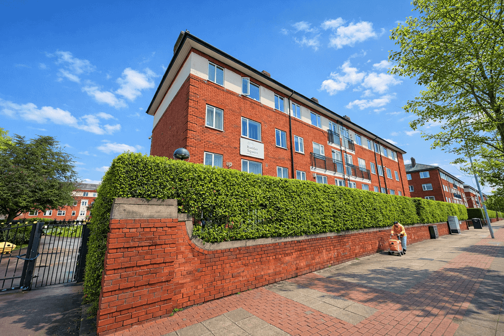 Property photo 1 of 13 2Â Bedroom Apartment For Sale