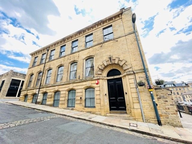 Property photo 1 of 8 0 General