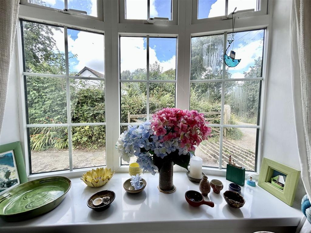 Property photo 3 of 25 Window