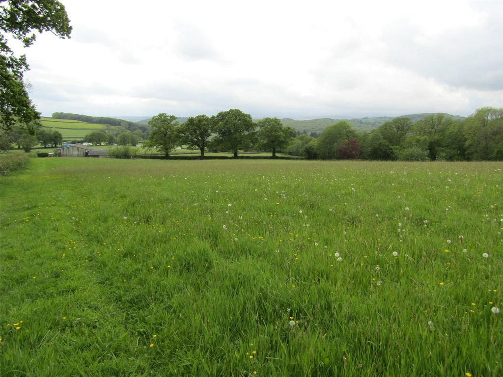 Property photo 1 of 10 Picture No. 01