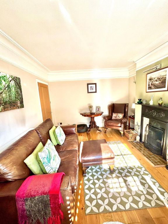 Property photo 2 of 17 Picture 2