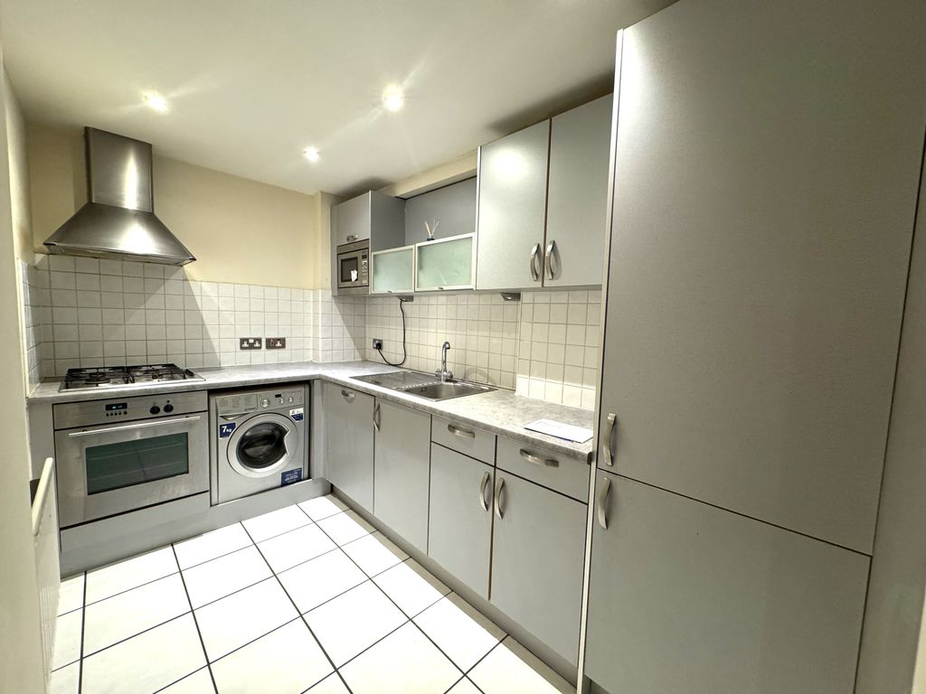 Property photo 3 of 13 7