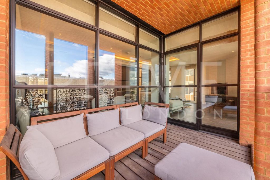 Property photo 3 of 19 8A88 (1).Jpg