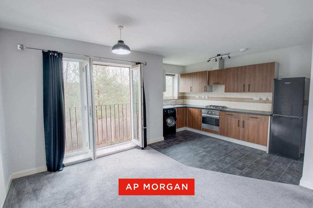 Property photo 2 of 11 Picture No. 03