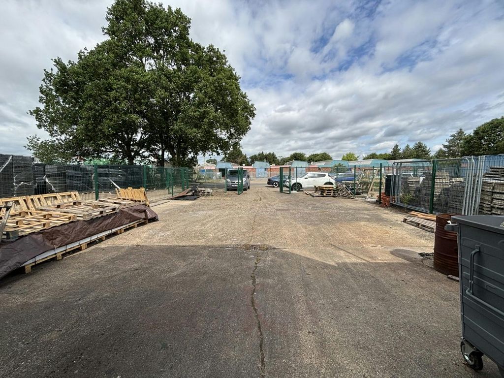 Property photo 2 of 7 Img_2829 Large.Jpg