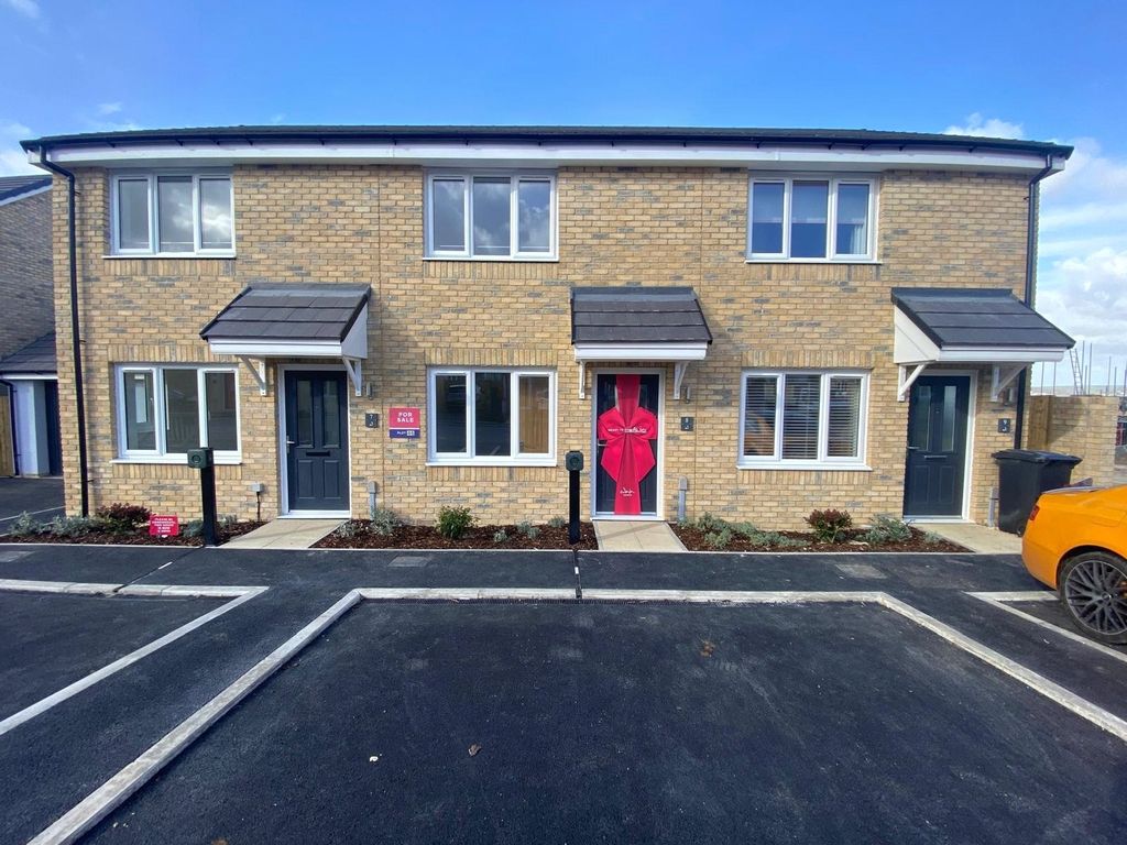 Property photo 2 of 11 Picture No. 15