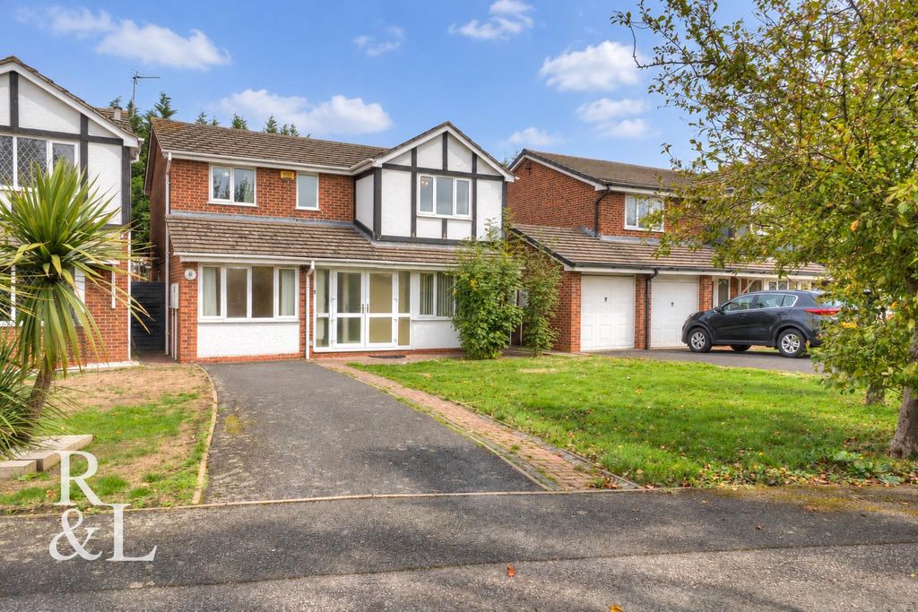 Property photo 1 of 28 Royston&Lund (1).Png