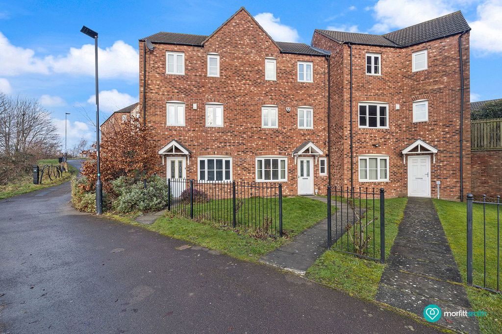 Property photo 1 of 23