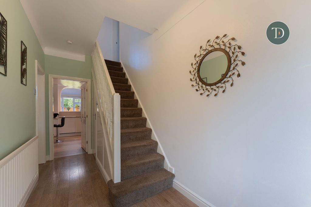 Property photo 3 of 29