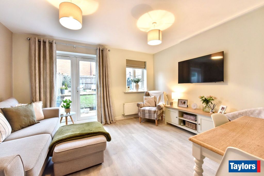 Property photo 2 of 17