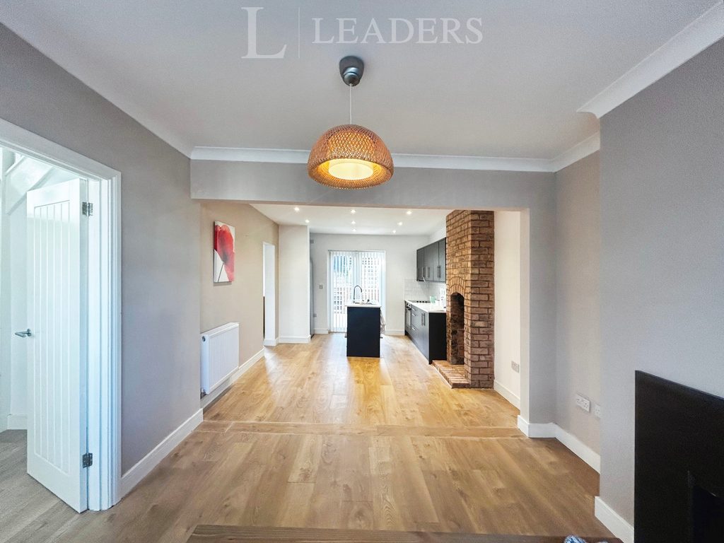 Property photo 2 of 14 8Df26F2E-Img_6842