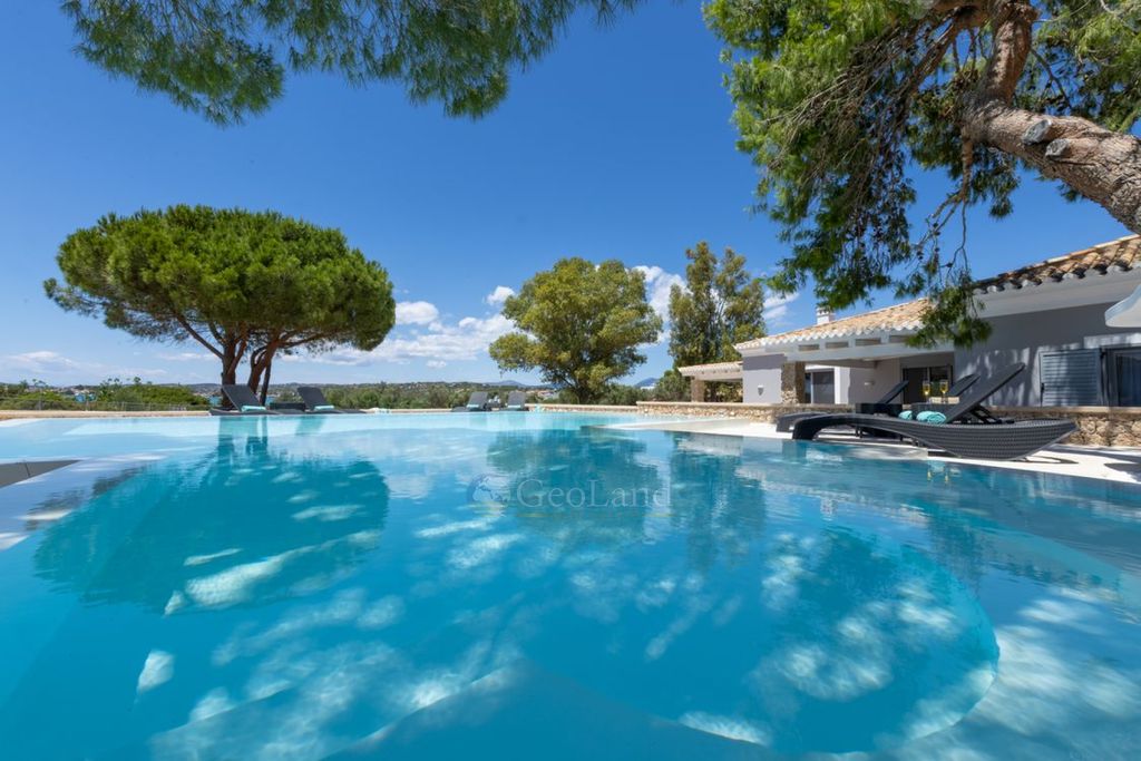 Property photo 1 of 30