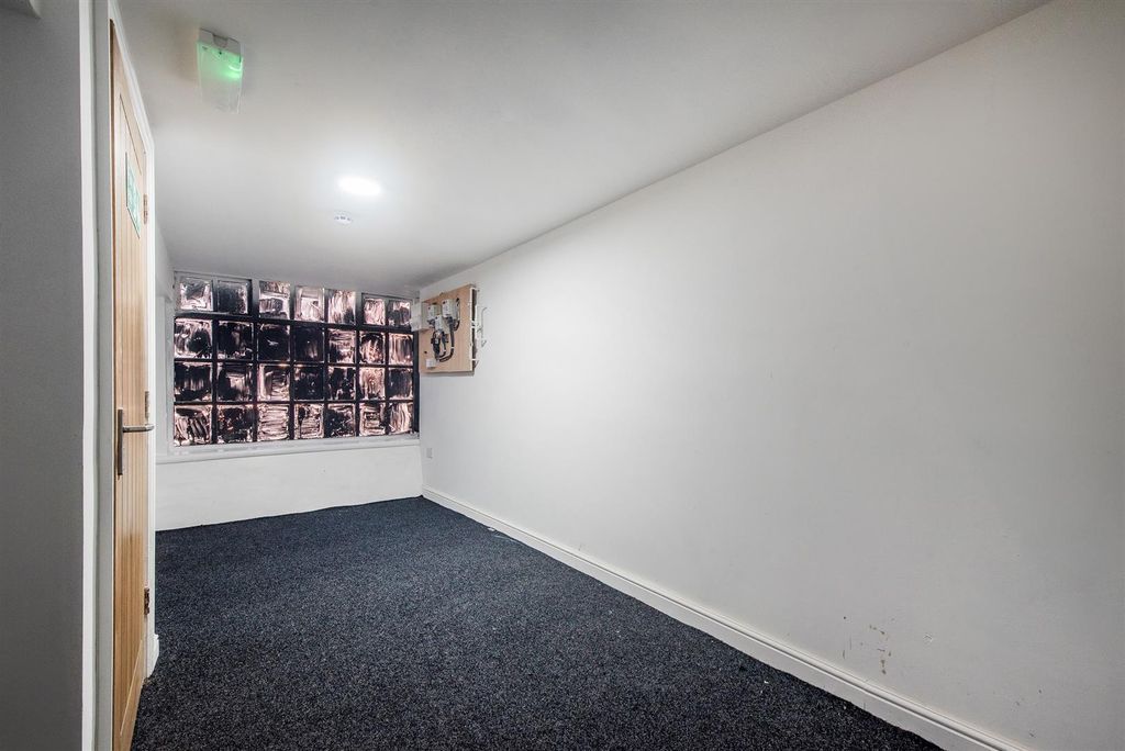 Additional image 24 of 3 bed flat for saleFleet Street, Preston PR1