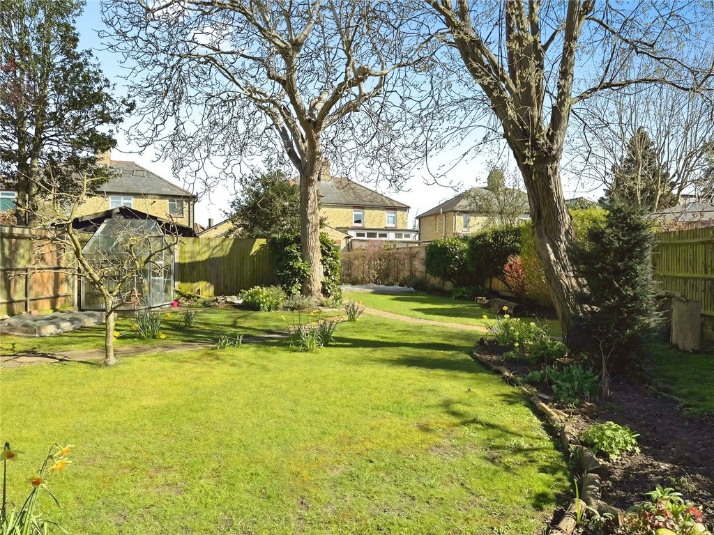 Property photo 2 of 21 Picture No. 42