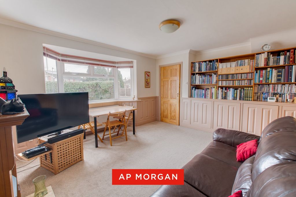 Property photo 3 of 15 Picture No. 07