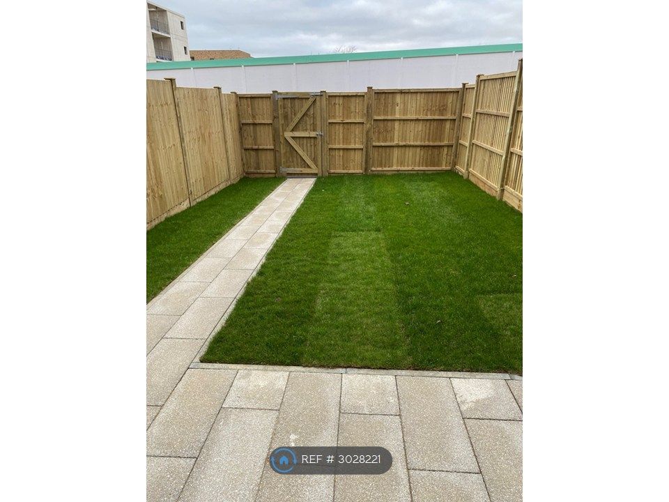 Property photo 3 of 17 Back Garden