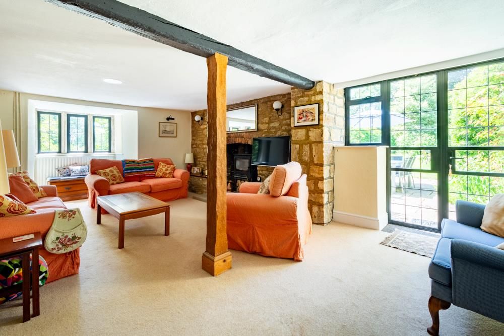 Property photo 3 of 18 Image