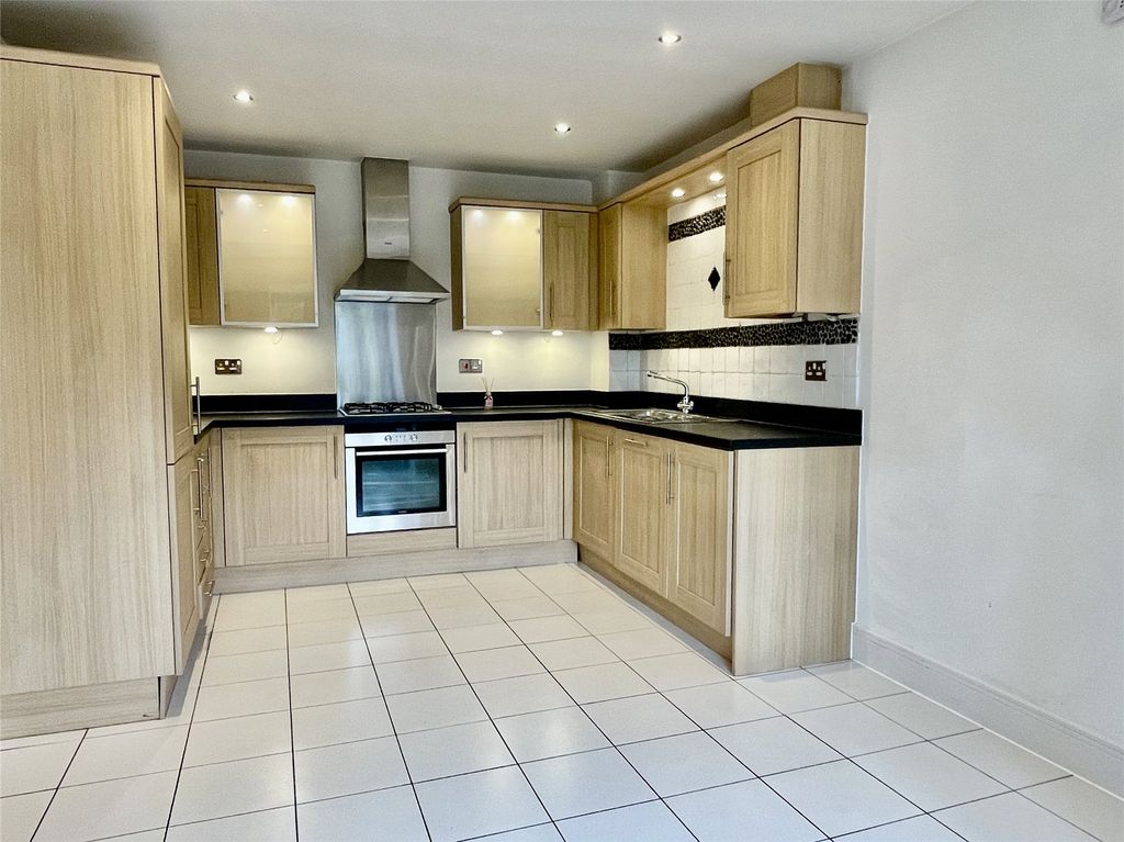 Property photo 3 of 14 Picture No. 38