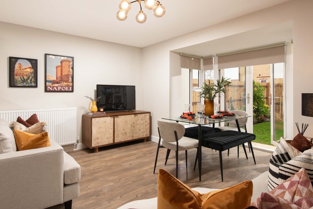 Property photo 3 of 10 Cannington Kitchen Family Diner