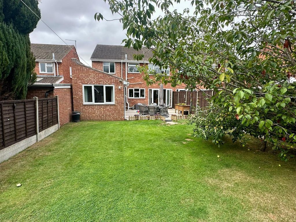 Property photo 2 of 22 Rear Garden
