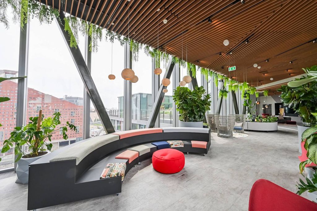 Property photo 1 of 39