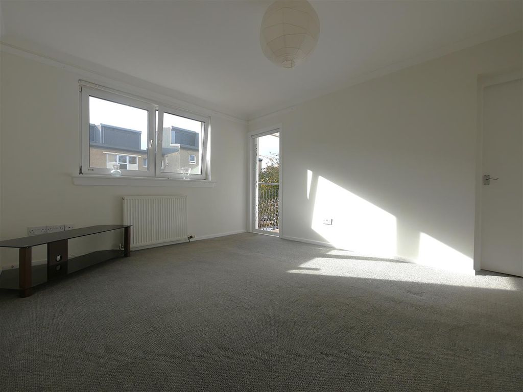 Property photo 2 of 8 P2110341.Jpg