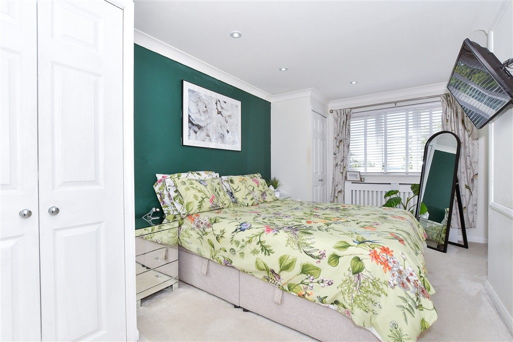 Property photo 1 of 14 Annexe Bedroom