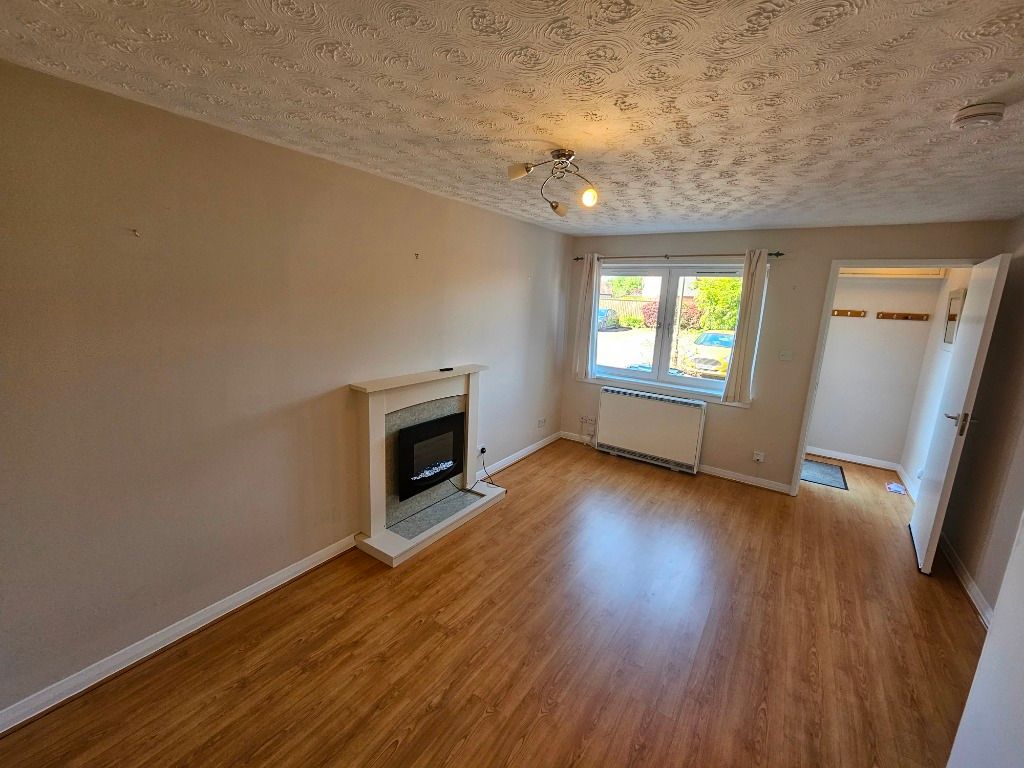 Property photo 3 of 10 Photo 3