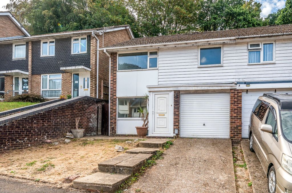 Property photo 1 of 15 1512541-2-6A8Da09...