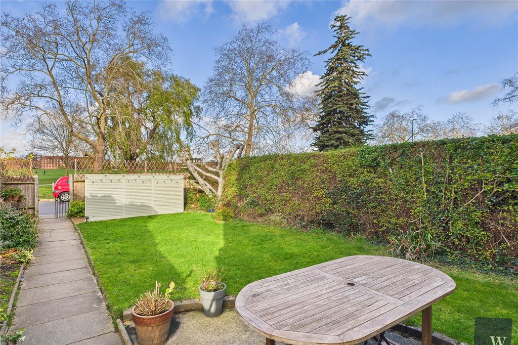 Property photo 3 of 19 Picture No. 06