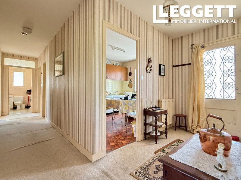 Property photo 3 of 10