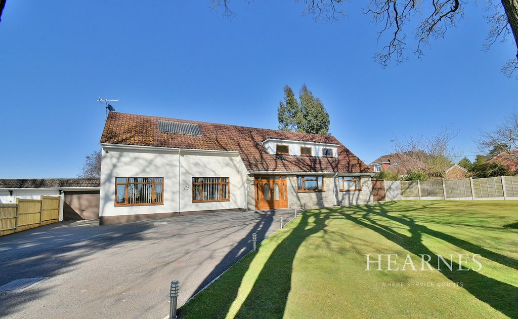 Property photo 1 of 29