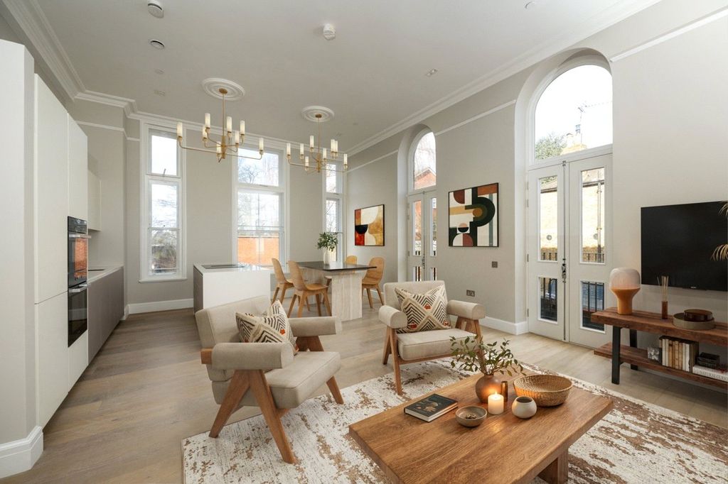 Property photo 1 of 16 Reception Room