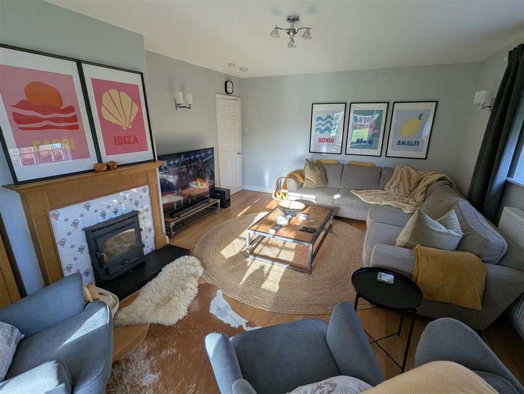 Property photo 3 of 17 Pxl_20251125_104435133.Jpg