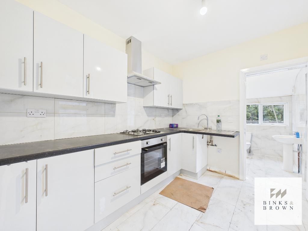 Property photo 3 of 12 Photo 3